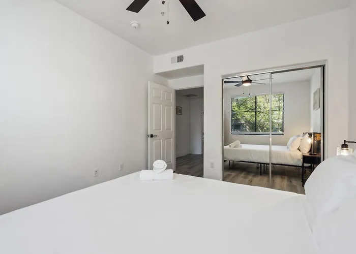 Cozysuites In Westgate With Pool #07 * Glendale