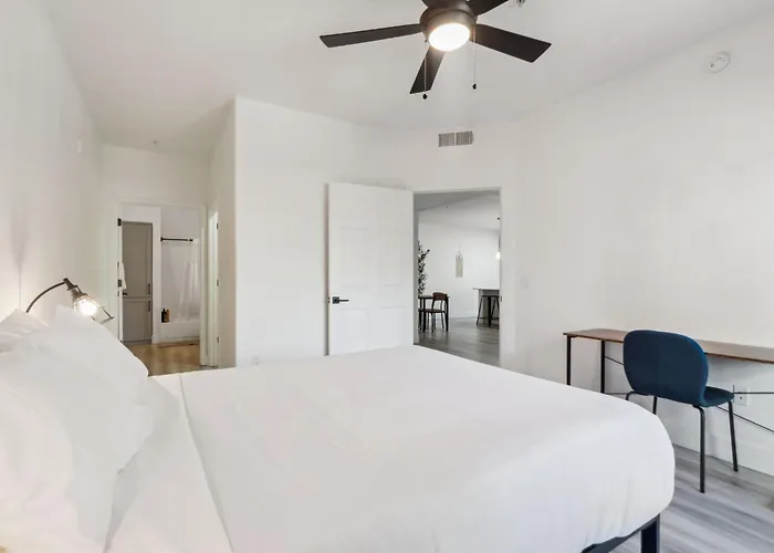 Cozysuites In Westgate With Pool #07 Apartment *