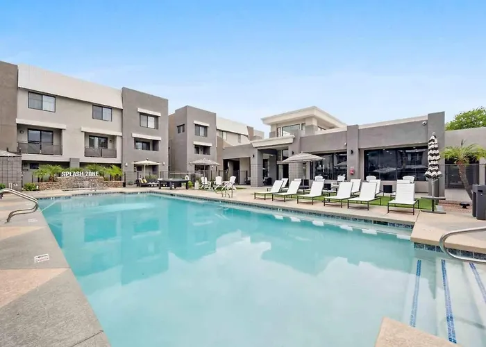 Cozysuites In Westgate With Pool #07 Apartment