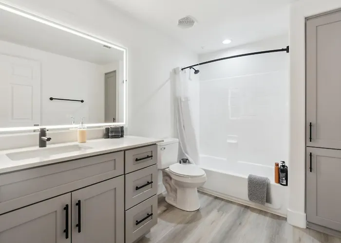 Cozysuites In Westgate With Pool #07 Apartment